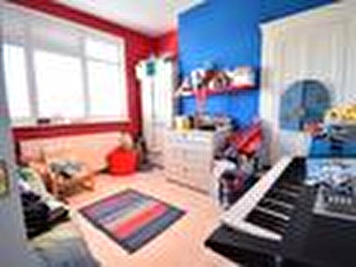 3 Bedroom Terraced House To Rent In Geneva Road, Thornton Heath, CR7