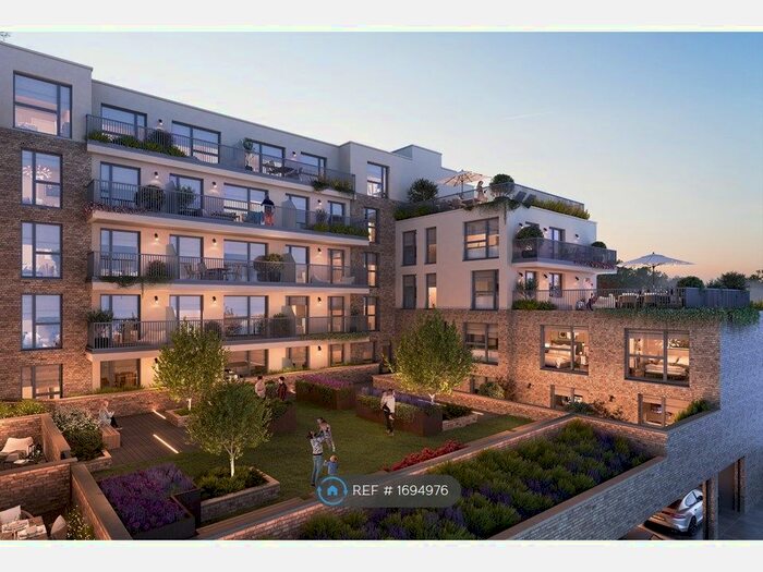 2 Bedroom Flat To Rent In Gladstone Park Gardens, London, NW2