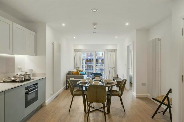 1 Bedroom Flat To Rent In Galleria House, Royal Victoria Dock, E16