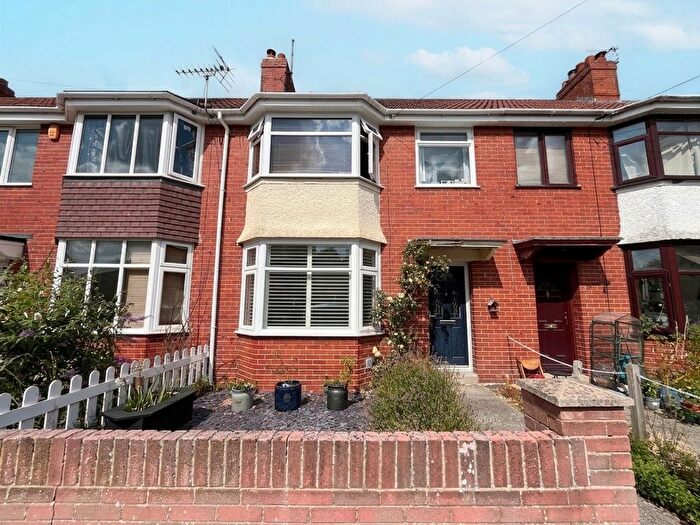 3 Bedroom Terraced House For Sale In Innox Road, Trowbridge, BA14