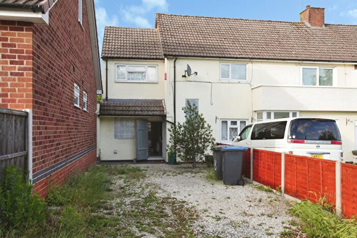 3 Bedroom End Of Terrace House For Sale In Yates Avenue, Rugby, CV21