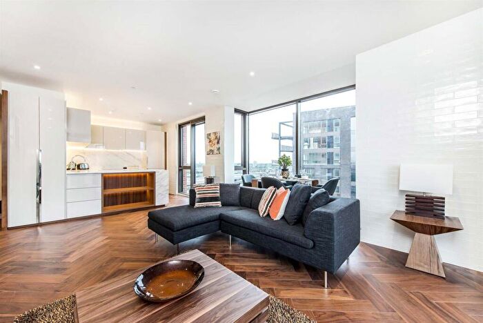 1 Bedroom Apartment For Sale In Ambassador Building, Embassy Gardens, New Union Square, Nine Elms, London, SW11