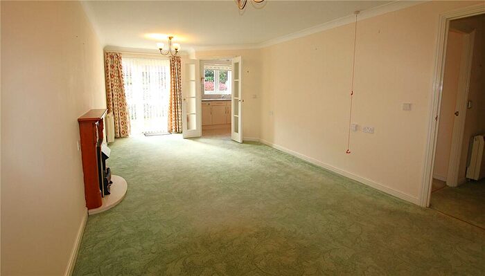2 Bedroom Apartment To Rent In Vicarage Lane, Hailsham, East Sussex, BN27