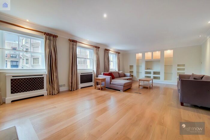 3 Bedroom Flat To Rent In William Street, London, SW1X