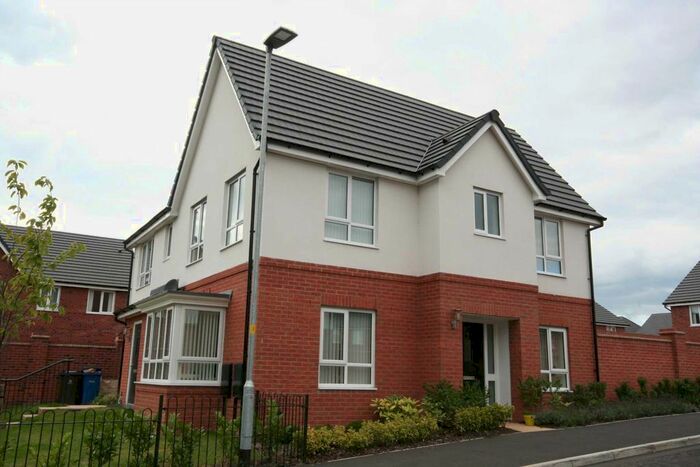 3 Bedroom Semi-Detached House To Rent In Church Street, Warrington, WA1