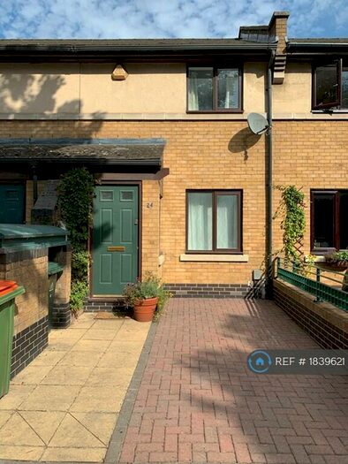 2 Bedroom Terraced House To Rent In Hanover Avenue, London, E16