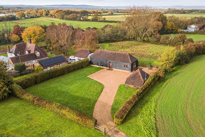 3 Bedroom Barn Conversion For Sale In Chichester Road, Sidlesham Common, PO20