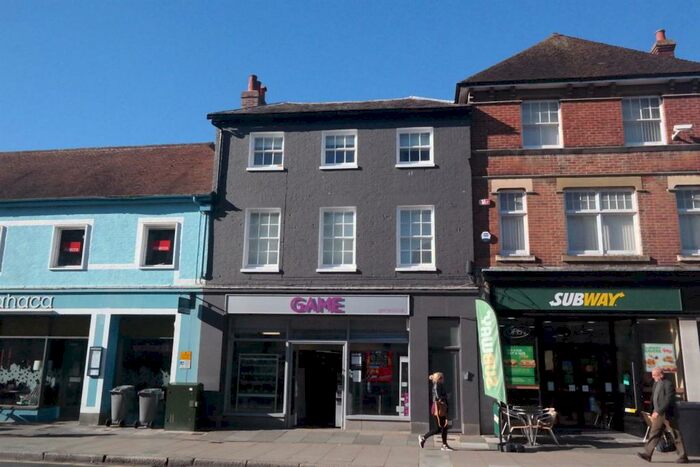 1 Bedroom Apartment To Rent In South Street, Chichester, PO19