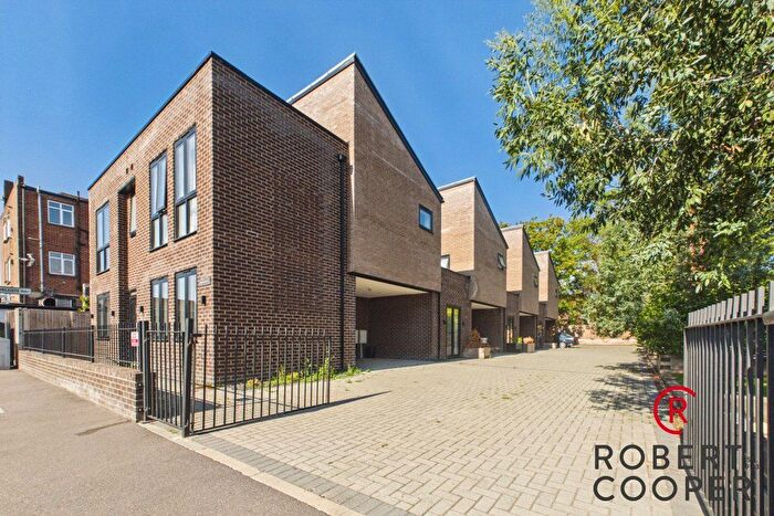4 Bedroom End Terrace House For Sale In Greycote Place, Ruislip, HA4