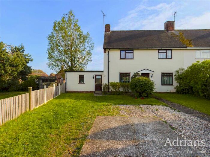 3 Bedroom Semi-Detached House For Sale In Brook Lane, Galleywood, Chelmsford, CM2