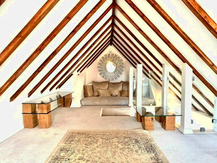 1 Bedroom Flat To Rent In Henley Rd, Caversham, Reading, RG4