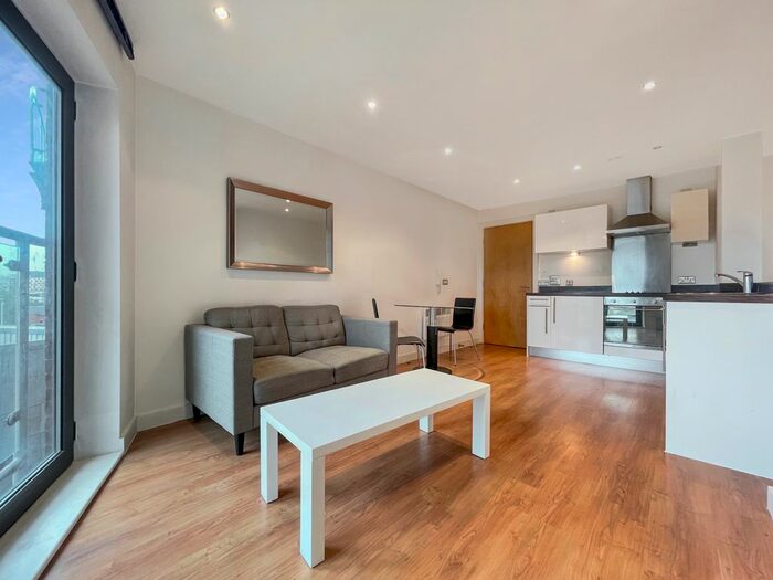 1 Bedroom Flat To Rent In Montague, Gotts Road, Leeds City Centre, LS12