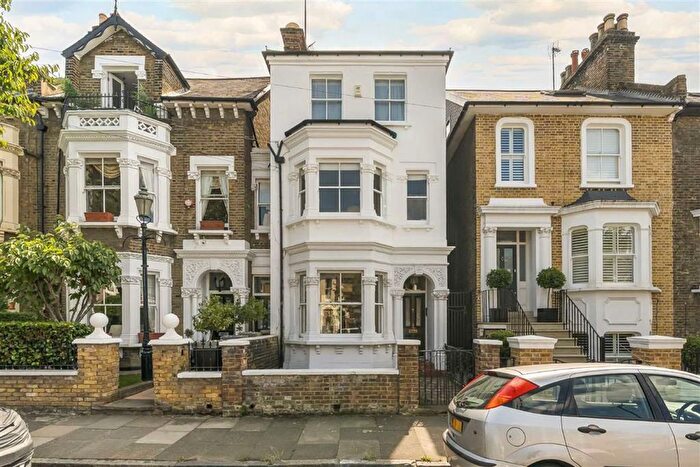 2 Bedroom Flat For Sale In Annandale Road, Greenwich, SE10