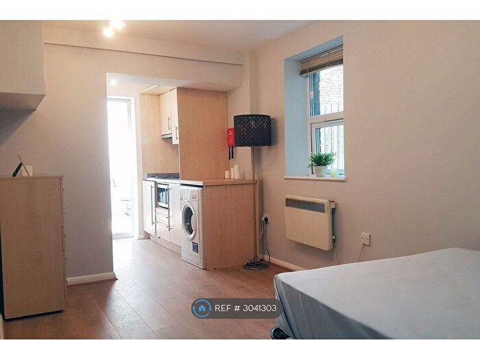 Studio To Rent In Rufford St, London, N1