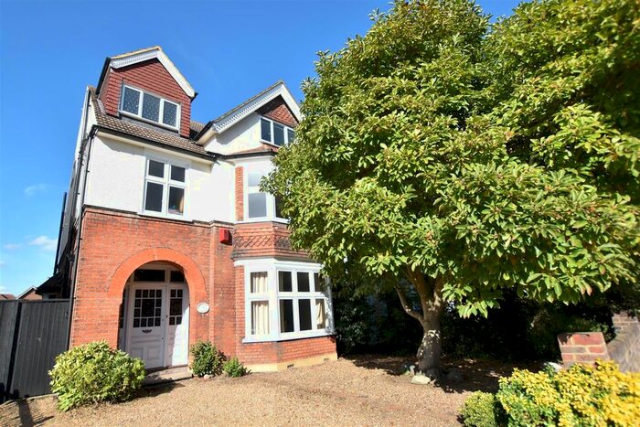 5 Bedroom Detached House To Rent In Effingham Road, Long Ditton, Surbiton, KT6