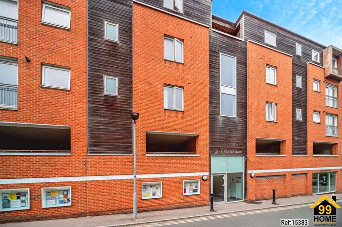 1 Bedroom Flat For Sale In Flat, Castle Lane, Bedford, MK40
