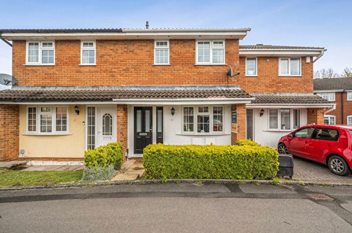 3 Bedroom Terraced House For Sale In Sheerwold Close, Stratton St Margaret, Swindon, SN3