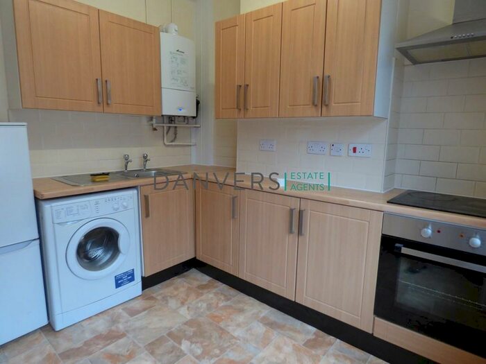 2 Bedroom Maisonette To Rent In Dannett Street, Leicester, LE3