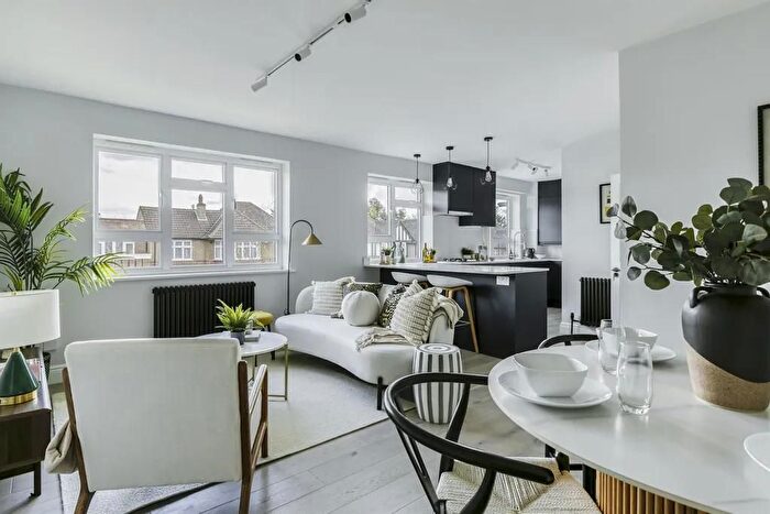 2 Bedroom Flat To Rent In Very Near Audley Road Area, Ealing, W5