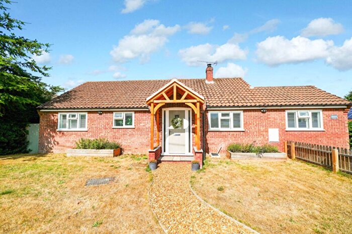 3 Bedroom Detached Bungalow For Sale In Old Turnpike Road, Roughton, NR11