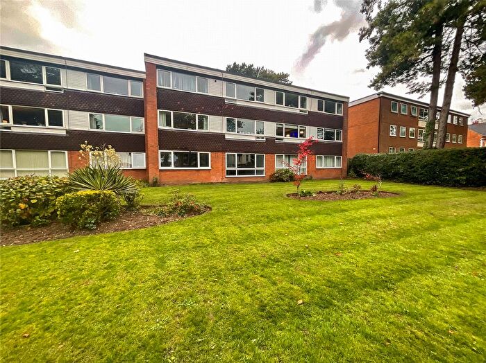 2 Bedroom Flat To Rent In Moorfield Drive, Sutton Coldfield, West Midlands, B73