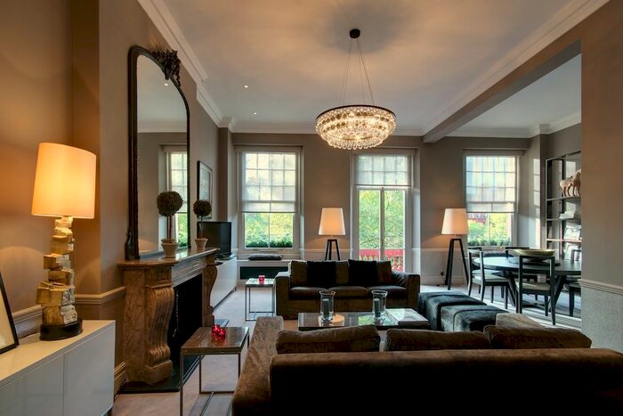 4 Bedroom Flat To Rent In Eaton Place, London, SW1X