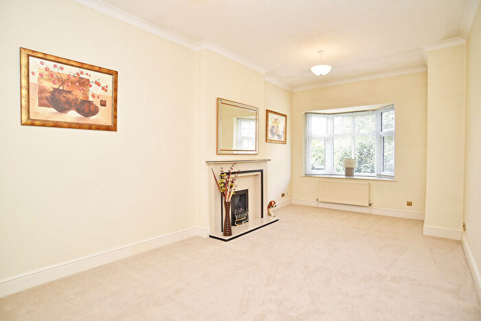 2 Bedroom Apartment For Sale In St Mark's Court, Leeds Road, Harrogate, HG2