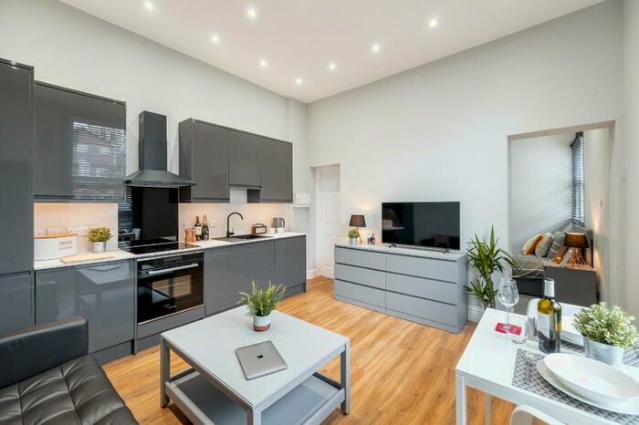 Studio To Rent In St. James Square, Cheltenham, Gloucestershire, GL50