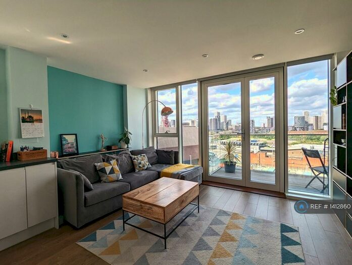 2 Bedroom Flat To Rent In Artisan Apartments, London, E15