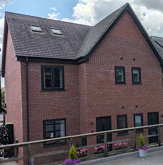 3 Bedroom Property For Sale In Banks Close, Ambergate, Belper, DE56