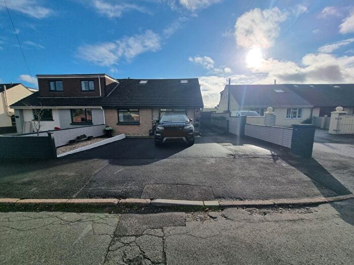 4 Bedroom Semi Detached House For Sale In Pwll Evan Ddu, Coity, CF35