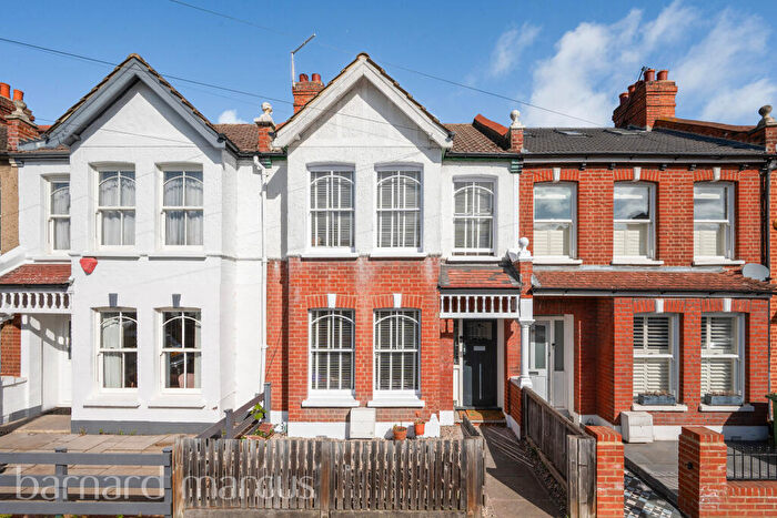 3 Bedroom House To Rent In Albemarle Gardens, New Malden, KT3