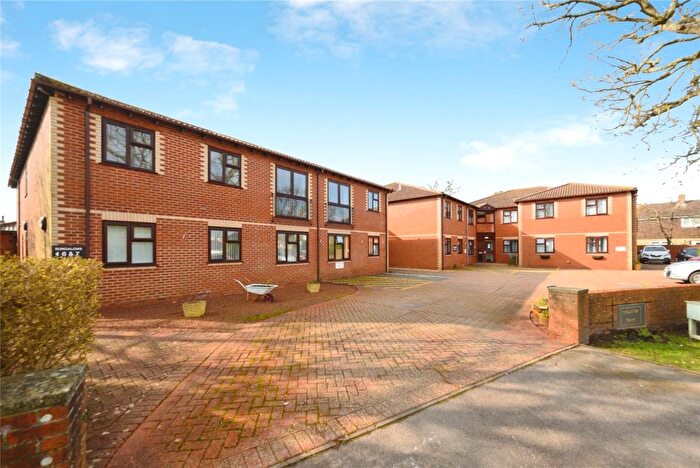1 Bedroom Flat For Sale In Grosvenor Court, Stubbington, PO14