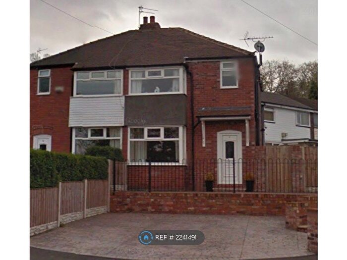 3 Bedroom Semi-Detached House To Rent In Vernon Avenue, Stockport, SK1
