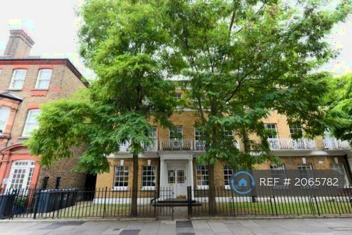 2 Bedroom Flat To Rent In Chester Way, London, SE11