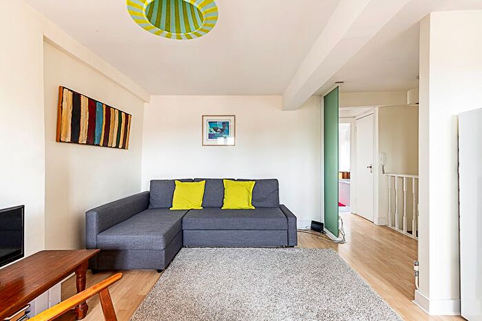 1 Bedroom Flat To Rent In Edgware Road, London, W2