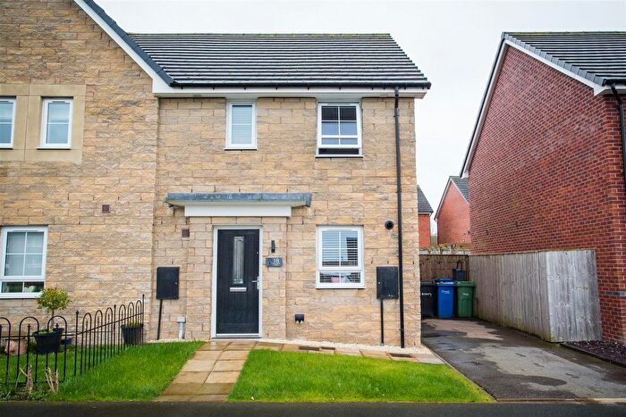 3 Bedroom Semi-Detached House For Sale In Perranporth Close, Appleton, Warrington, WA4