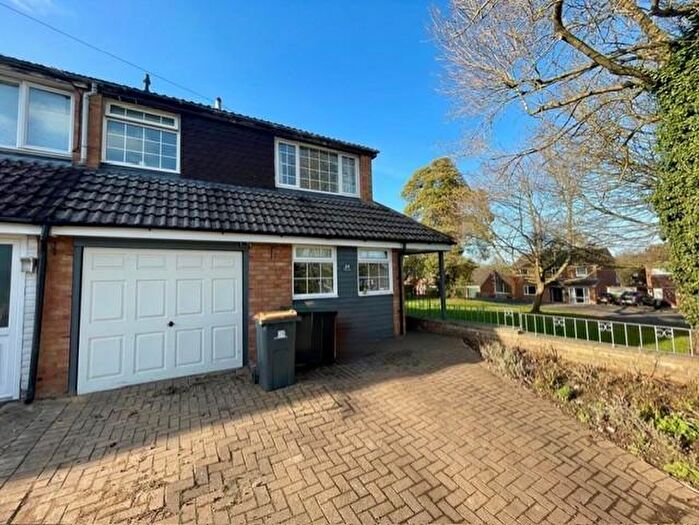 3 Bedroom End Of Terrace House To Rent In Grange Gardens, Sharnbrook, MK44