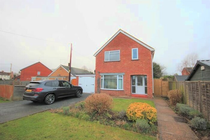 3 Bedroom Detached House For Sale In Lynton, Grove Crescent, Ryall, Upton Upon Severn, WR8