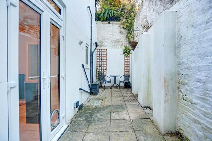 1 Bedroom Flat For Sale In Hampstead Road, Brighton, East Sussex, BN1