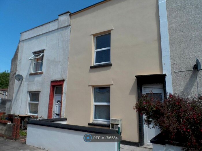4 Bedroom Terraced House To Rent In Armoury Square, Bristol, BS5