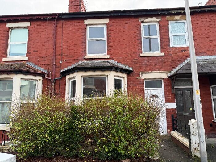 3 Bedroom Terraced House For Sale In Cunliffe Road, Blackpool, Lancashire, FY1