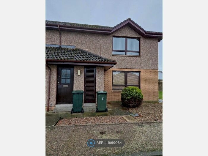 2 Bedroom Flat To Rent In Ashgrove Court, Elgin, IV30