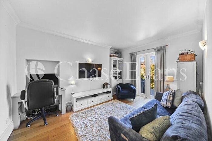 1 Bedroom Flat To Rent In Browning Street, Walworth, London, SE17