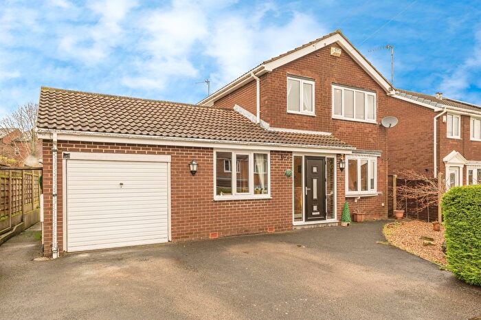 3 Bedroom Detached House For Sale In Highfields, Netherton, Wakefield, WF4