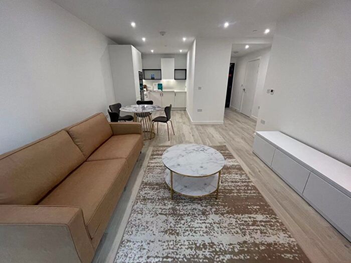1 Bedroom Flat To Rent In Coster Avenue, London, N4