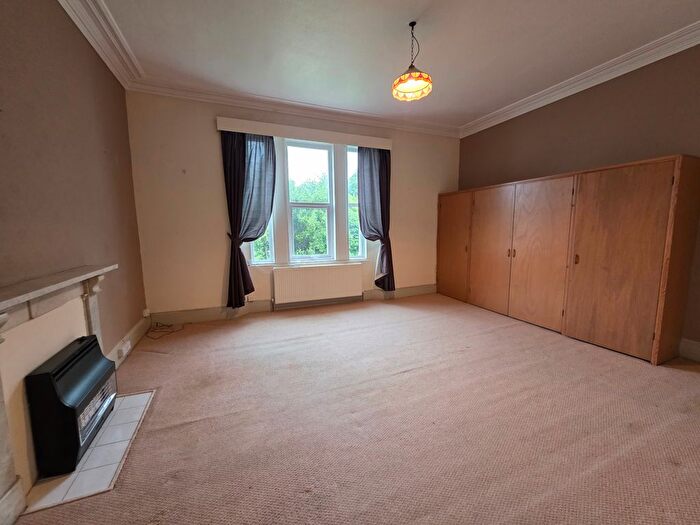 1 Bedroom Flat To Rent In Kents Road, Torquay, TQ1