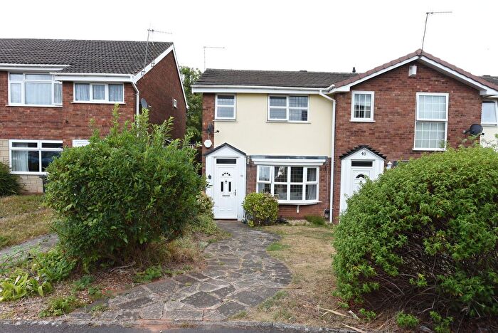 3 Bedroom End Terrace House For Sale In Kingswinford, Keyes Drive, DY6