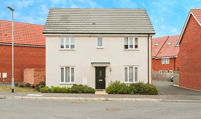 3 Bedroom Detached House For Sale In Hillier Road, Stowmarket, Suffolk, IP14