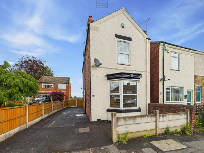 2 Bedroom Detached House To Rent In Queen Victoria Road, New Tupton, S42